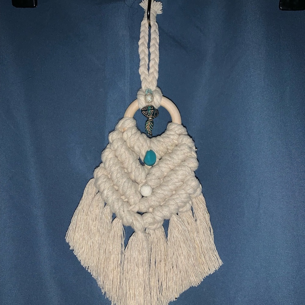 🚫SOLD Handmade Macrame 11”